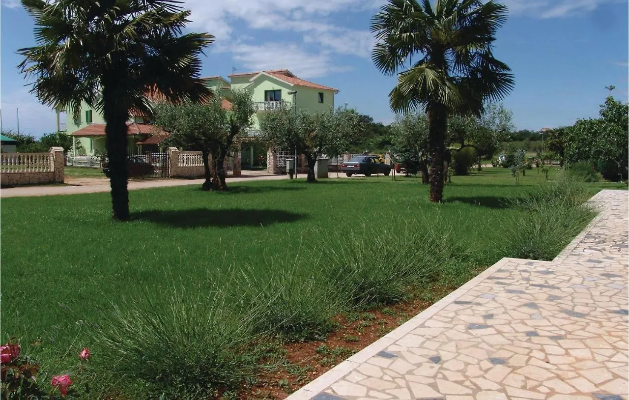 Pet Friendly Apartment In Porec With Wifi