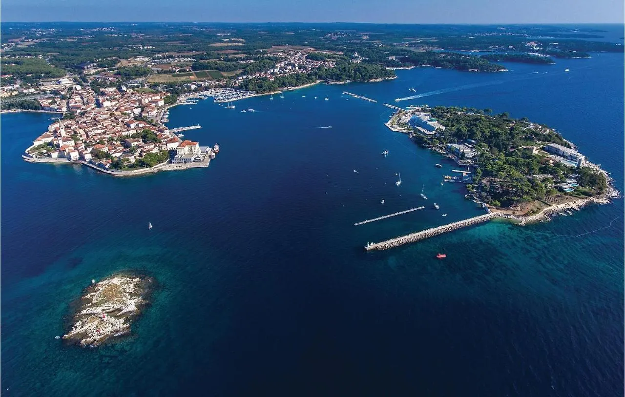 Pet Friendly Apartment In Porec With Wifi Chorvatsko
