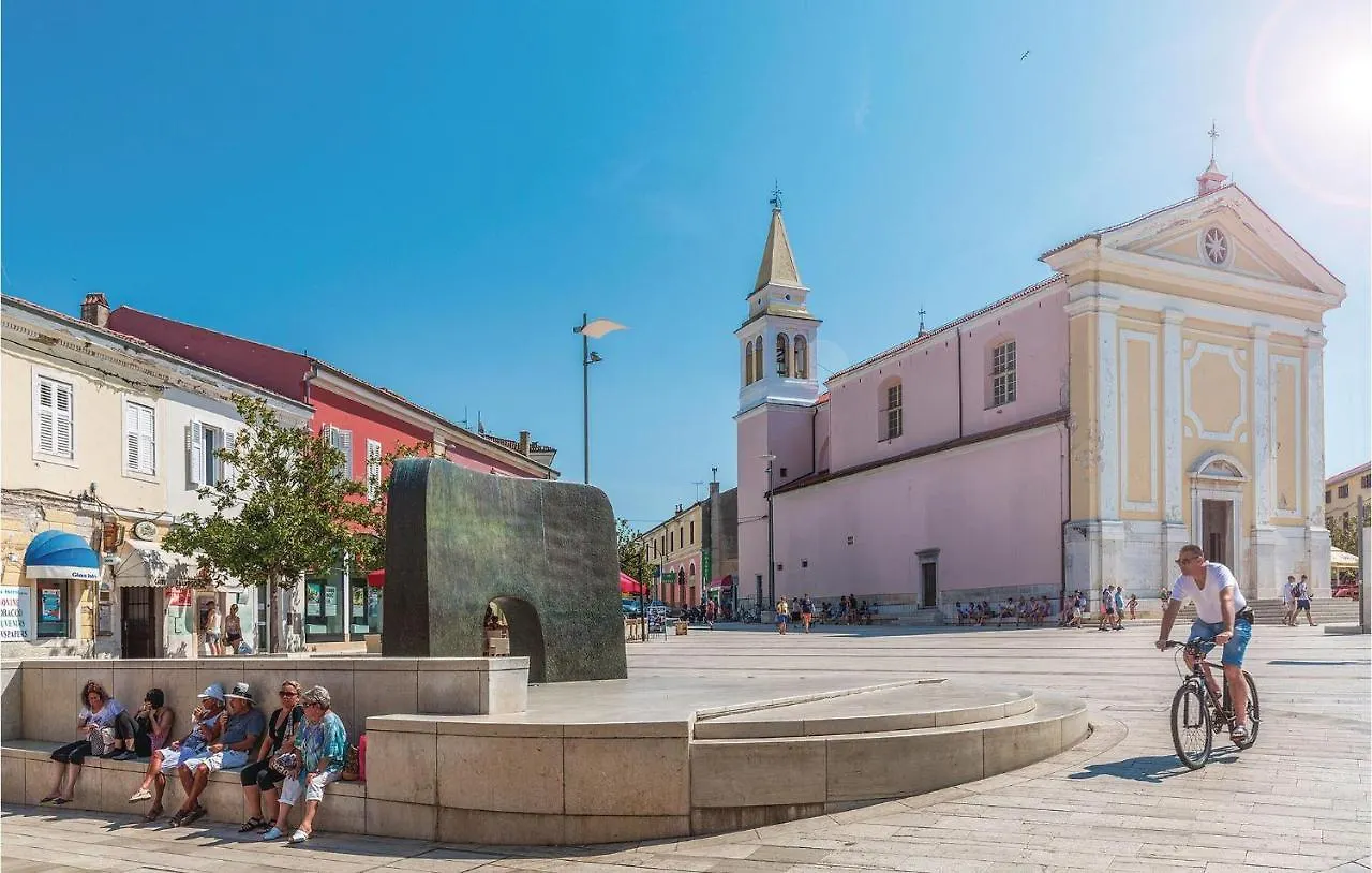 Pet Friendly Apartment In Porec With Wifi